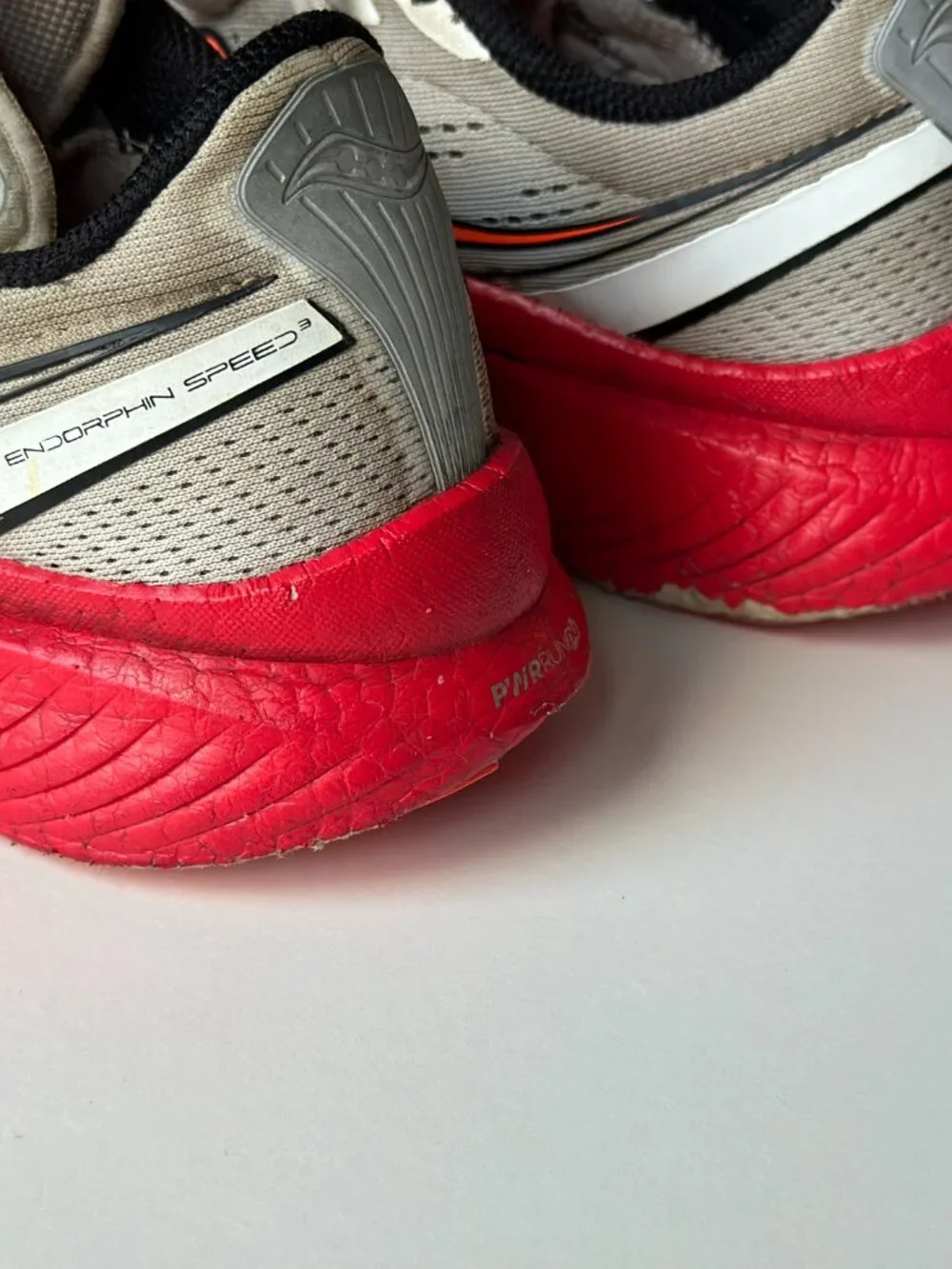 Saucony Endorphin Speed 3 Running Shoes White/ViZiRed Women's 10 - Picture 6 of 16